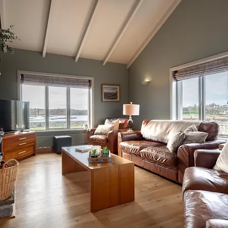 Taylors Point Seaview House בית נופש *