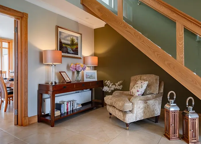 Σπίτι διακοπών 4 Bedroom Overlooking The Sea In Connemara Rossaveel