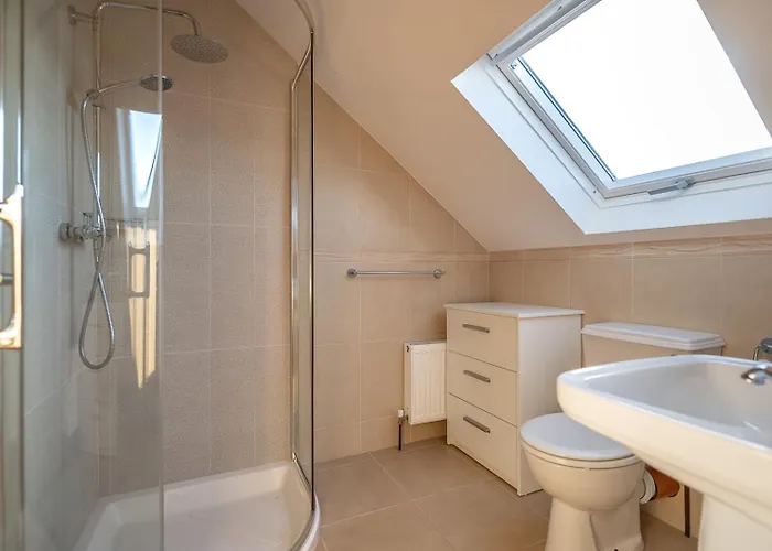 Σπίτι διακοπών 4 Bedroom Overlooking The Sea In Connemara *