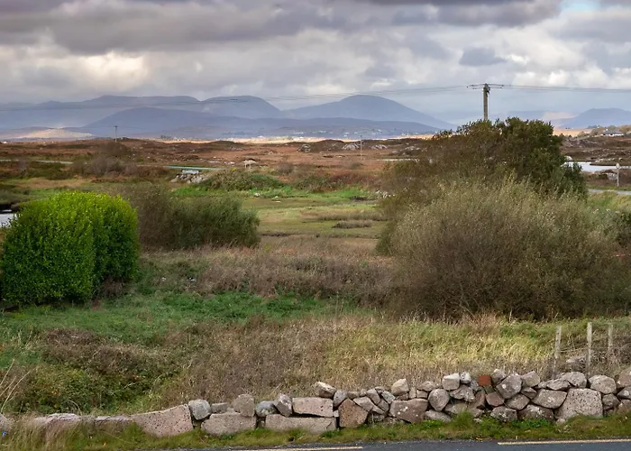 4 Bedroom Overlooking The Sea In Connemara Σπίτι διακοπών